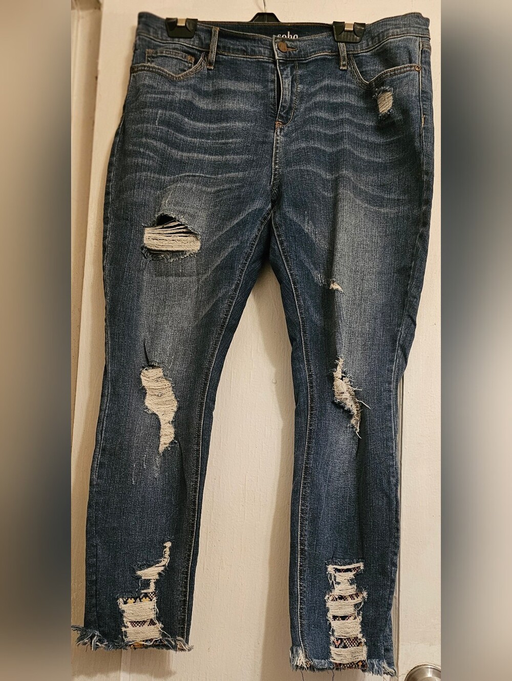 New York & Company - Soho Jeans- Distressed Women's Dark Blue Jeans - Picture 1 of 5